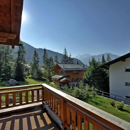 Appartement Reine Des Pres 1er *